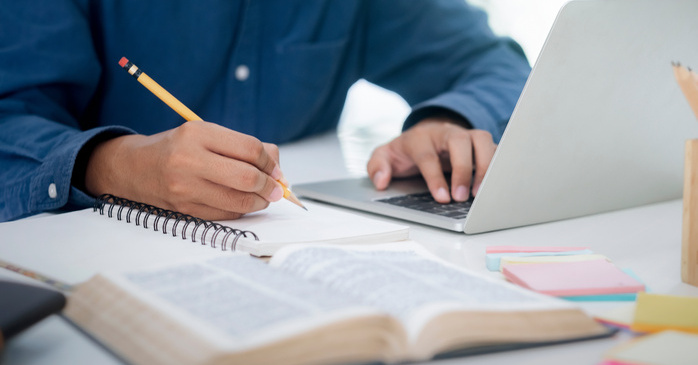 基本情報技術者試験のおすすめ勉強方法3選